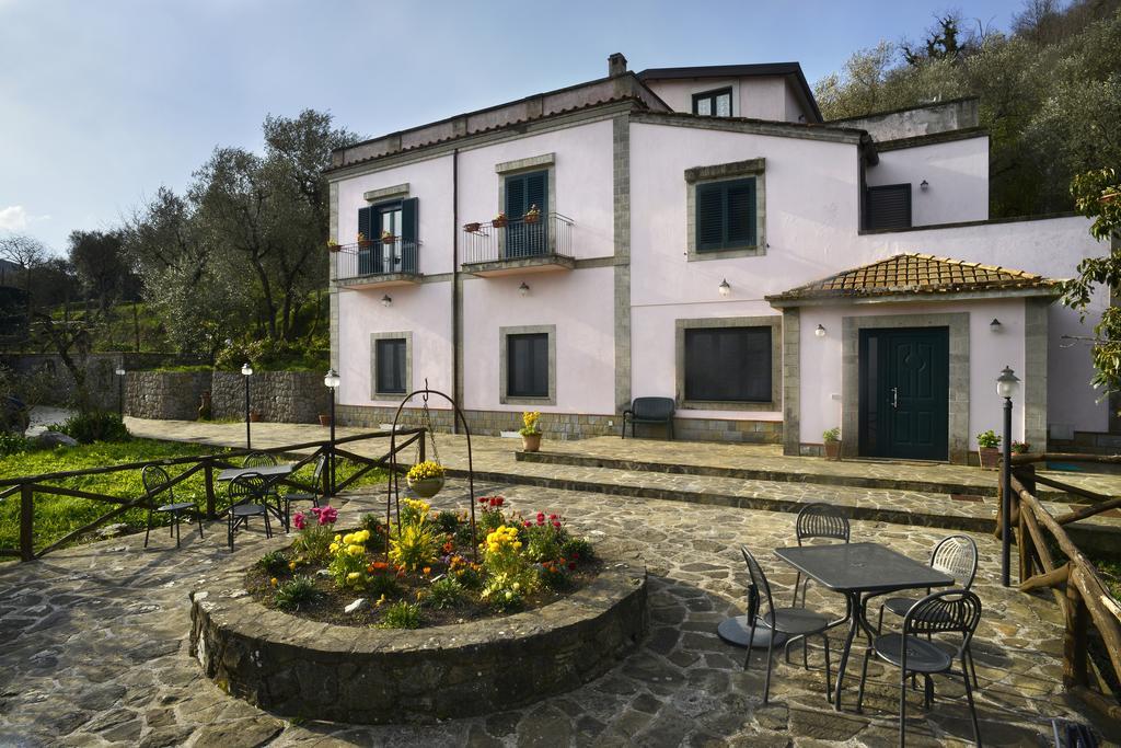 Hotel Il Casale Sorrent Exterior foto